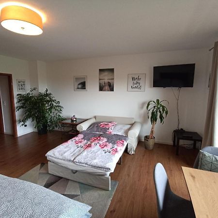Exklusives Apartment Zw. Lu Und Speyer Mit Aufzug Neuhofen Екстер'єр фото