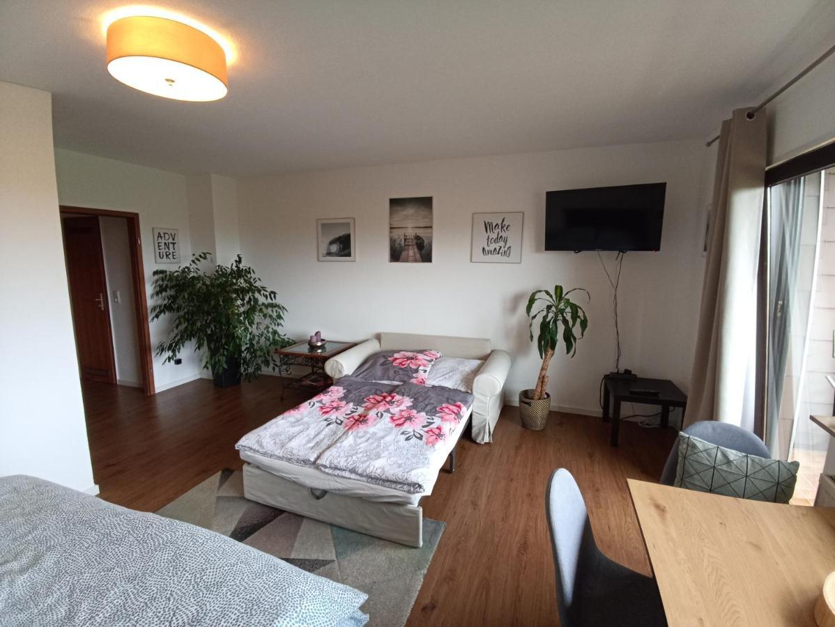 Exklusives Apartment Zw. Lu Und Speyer Mit Aufzug Neuhofen Екстер'єр фото